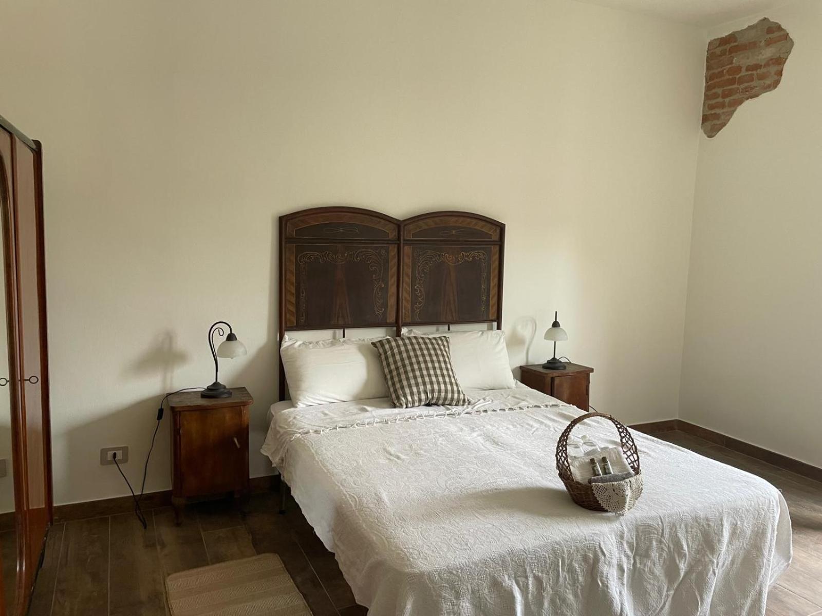 Tenuta Nissole Rocchetta Tanaro المظهر الخارجي الصورة